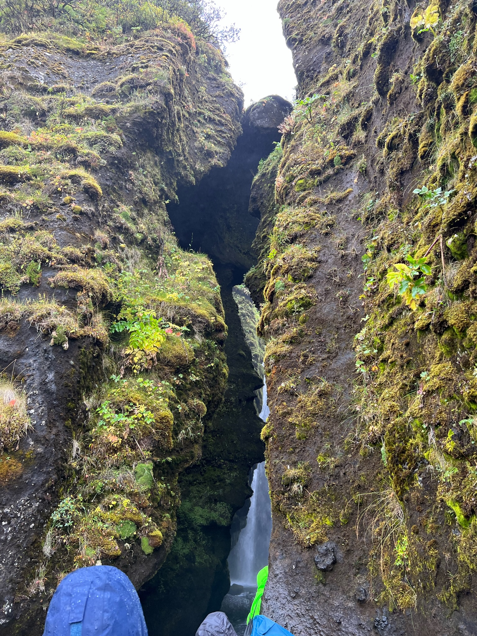 islande cascade glufrabui nature 